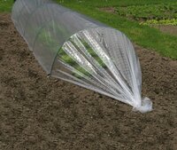 Nature moestuinfolie geperforeerd 10x2 meter transparant - afbeelding 2